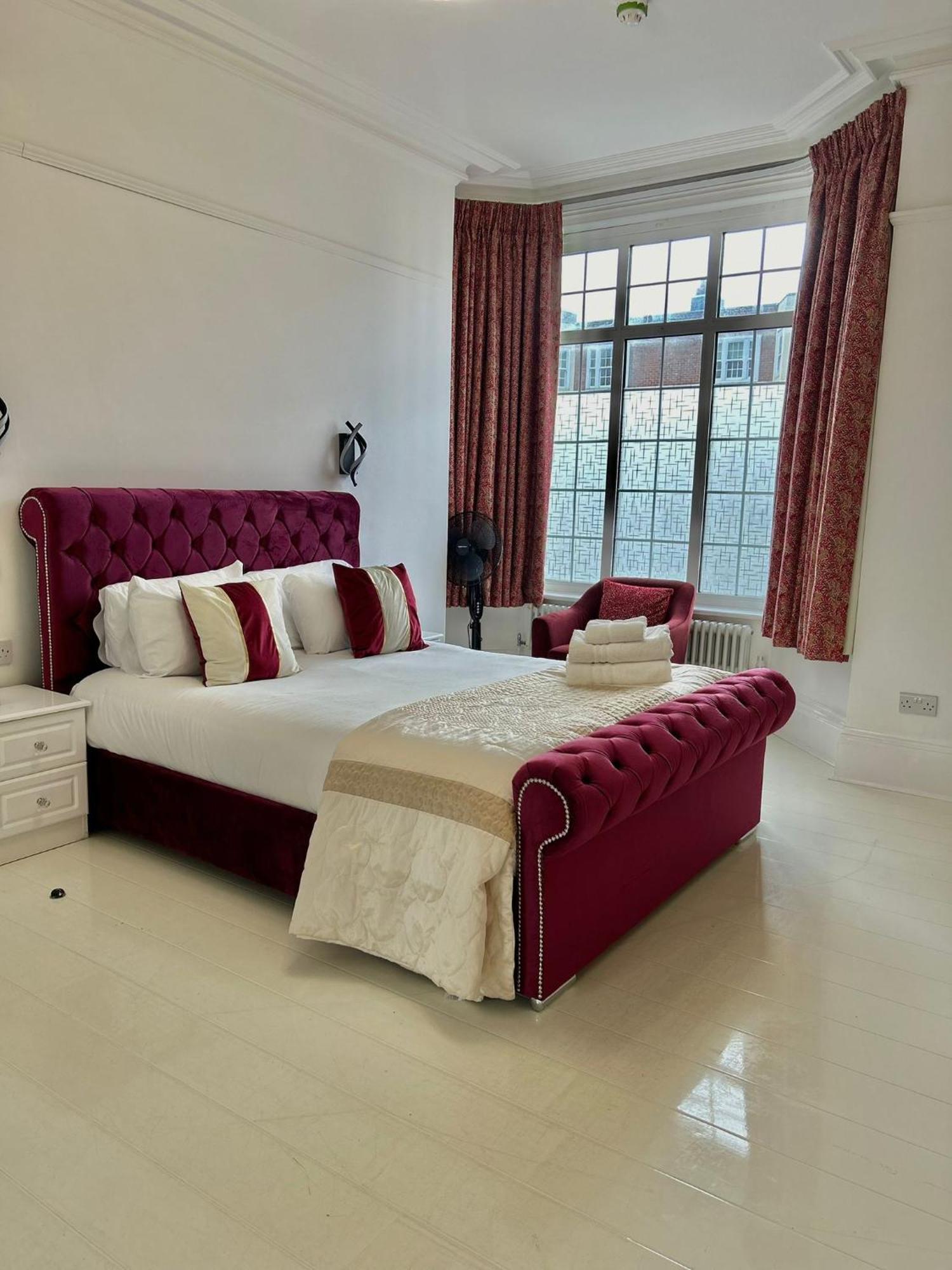 G Boutique Hotel Портсмут Екстер'єр фото