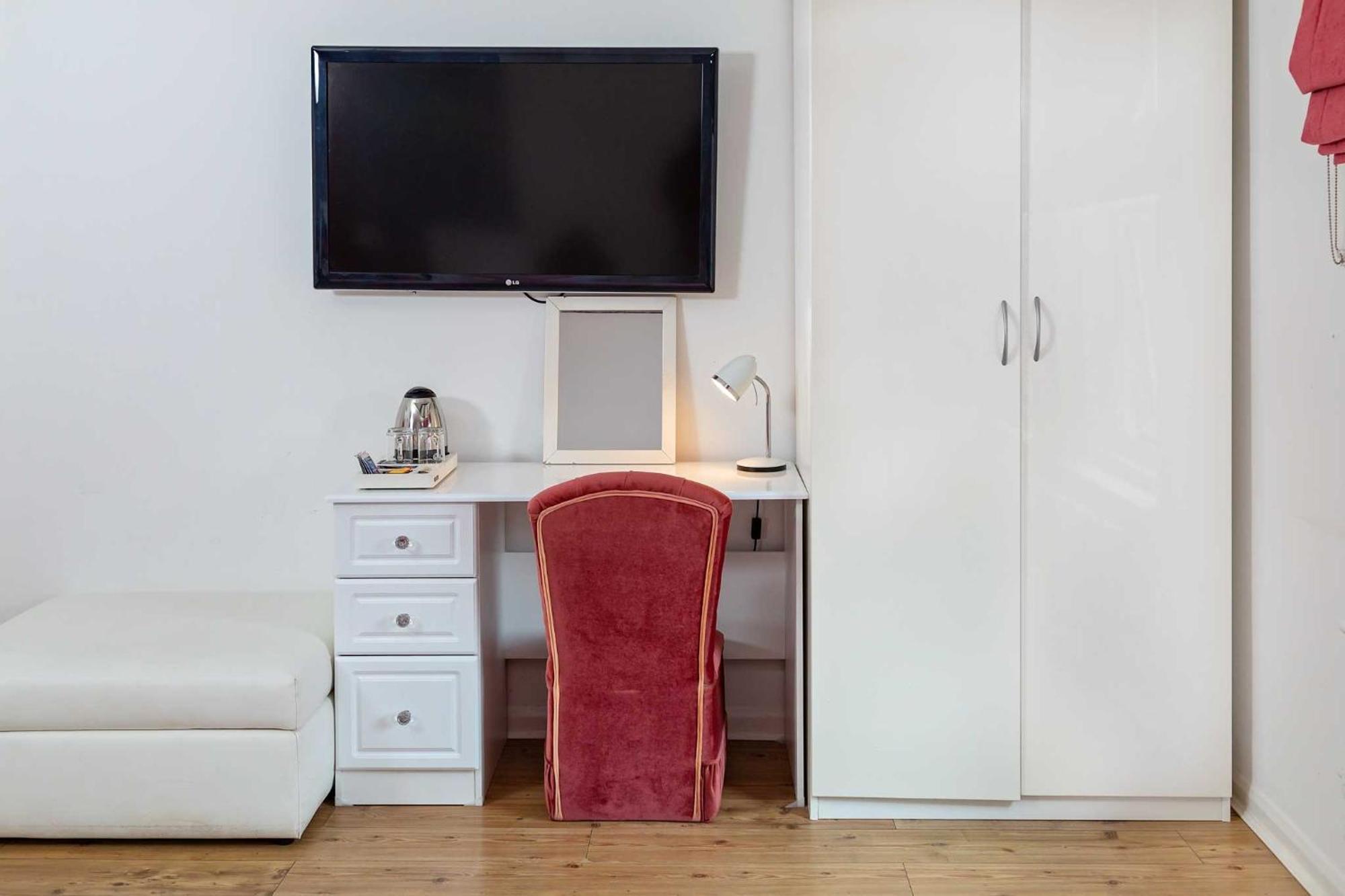 G Boutique Hotel Портсмут Екстер'єр фото