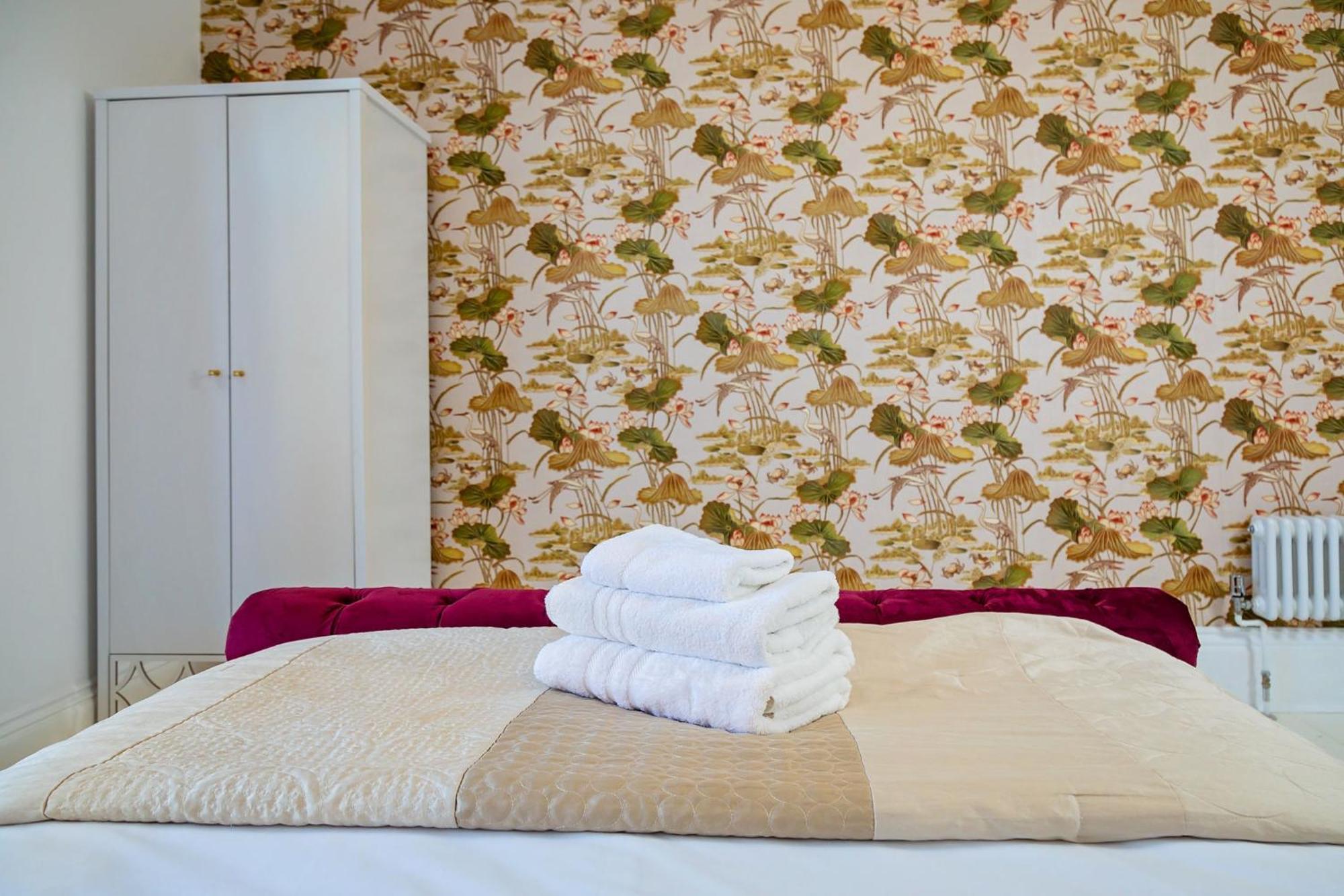 G Boutique Hotel Портсмут Екстер'єр фото