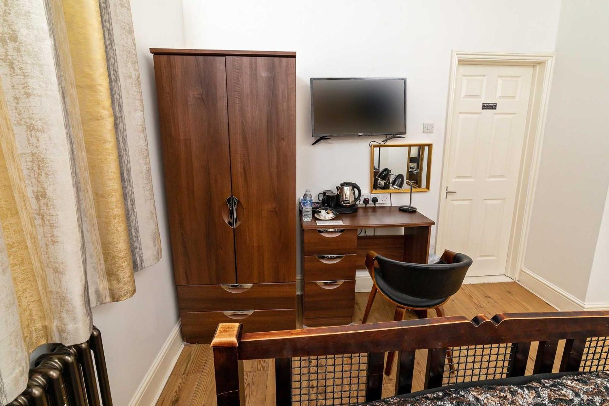 G Boutique Hotel Портсмут Екстер'єр фото